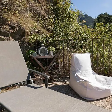 Tensina ❅ Acogedor Salon Y Gran Terraza Privada ❀ Daire
