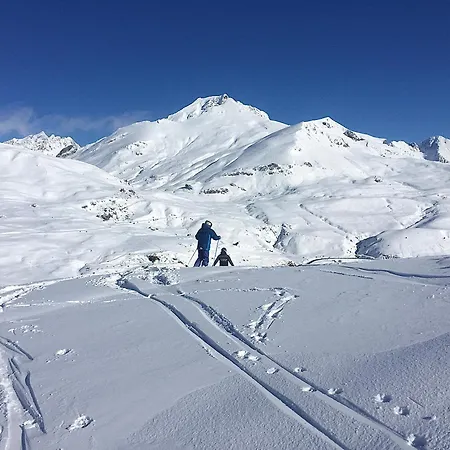 Tensina ❅ Acogedor Salon Y Gran Terraza Privada ❀ Sallent de Gállego