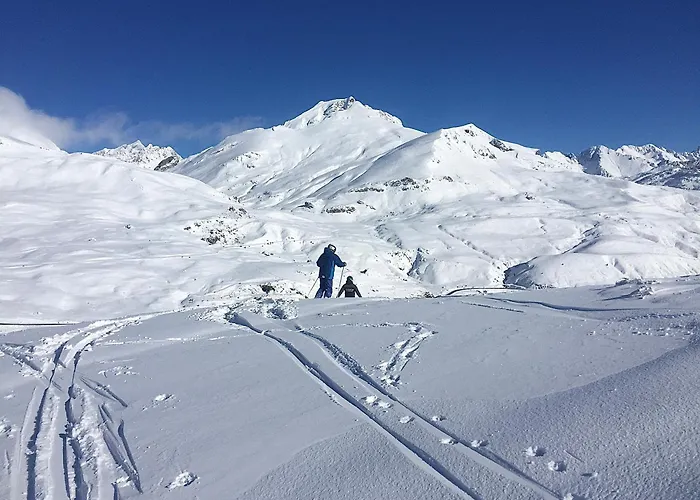 Tensina ❅ Acogedor Salon Y Gran Terraza Privada ❀ Sallent de Gállego